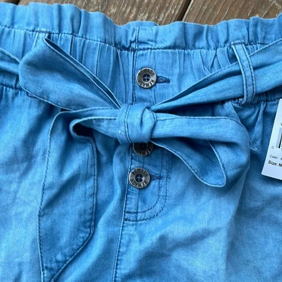 NWT Rewash Chambray Paper Bag Shorts - Picture 3 of 8